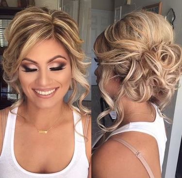 Updo With Layered Hair, Mother Of The Groom Hairstyles, Updos Homecoming, Wedding Hair Up, Mother Of The Bride Hair, Long Face Hairstyles, Updos For Medium Length Hair, Hair Homecoming, Bridesmaid Hair Short