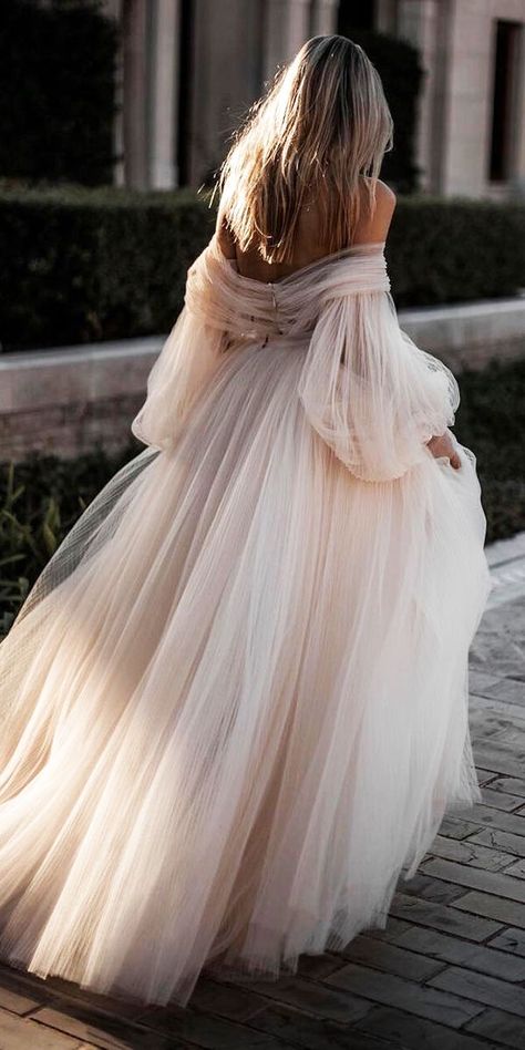 42 Off The Shoulder Wedding Dresses To See ♥ Off the shoulder wedding dresses are one of most popular looks among the numerous silhouette details. This type of dresses is elegant and feminine. #wedding #bride #weddingdress #weddingforward Bella Wedding Dress, Pleats Fashion, Bella Wedding, Beach Bridal Gown, Boho Bridal Gowns, Pink Wedding Dresses, Wedding Dress Fabrics, فستان سهرة, Princess Wedding Dresses