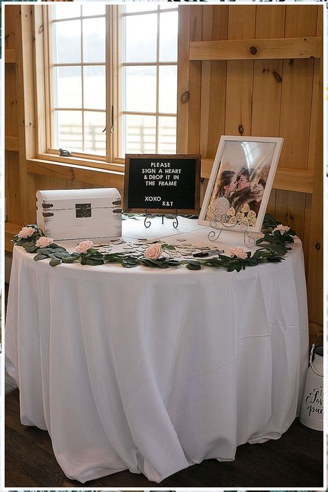 Wedding Welcome Table - Who does not enjoy getting an awesome deal from leading brands. Click to find out more IMMEDIATELY! Guess Book Table Wedding, Card And Present Table Wedding, Guest Table Decor Wedding Receptions, Cards And Guest Book Table, Simple Gift Table Wedding, Welcome Tables For Weddings, Guest Book Signing Table, Wedding Guest Cards Table, Wedding Present Table Ideas