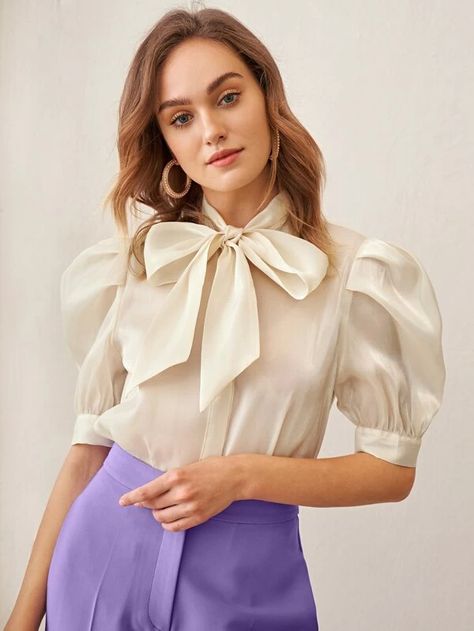 Bow Blouse Outfit, Satin Bow Blouse, Knotted Blouse, White Shirt Blouse, Diy Skirt, Gorgeous Blouses, Muslim Fashion Dress, Satin Blouses, Tie Neck Blouse