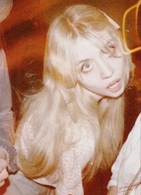 Allison Harvard, Art Poses, Drawing Poses, Photo Reference, Big Eyes, Art Reference Photos, Drawing People, Jean Paul, Art Reference Poses