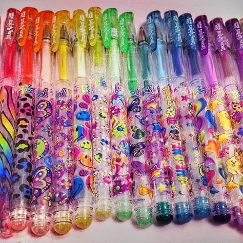 Anyone seen these Lisa Frank gel pens for sale recently?  I need these in my life!   #ilovelisafrank #lisafrank Stylo Art, Kristina Webb, Nostalgia 2000s, Kidcore Aesthetic, Childhood Memories 2000, 2000s Nostalgia, Rainbow Aesthetic, 90s Childhood, Lisa Frank