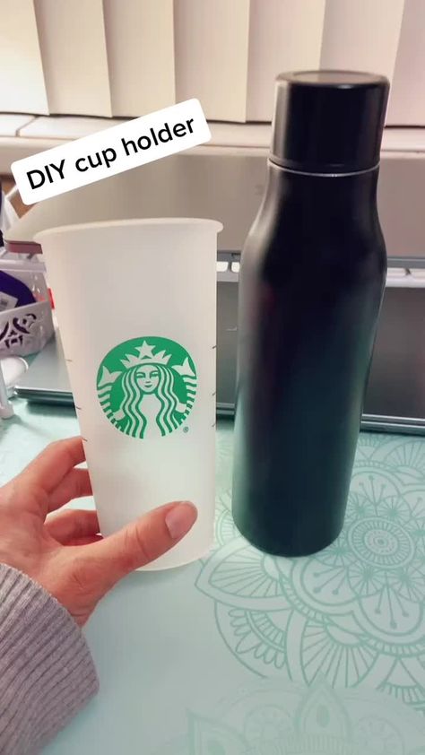 RayahSunshine(@4rayah.sunshine) on TikTok: Adjustable cup holder #stabuckscup #tumbler #cupholderforvinyl #dollartree #diycupholder #TortillaTrend Straw Holder Ideas, Diy Stanley Cup Accessories, Diy Purse Insert, K Cup Holders, Straw Holder, Tumbler Making, Sleeve Holders, Purse Insert, Tray Diy