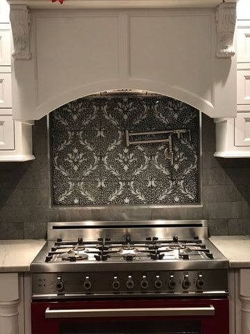 Oven Backsplash Ideas, Stove Backsplash Ideas, Oven Backsplash, Thassos Marble, Stove Backsplash, Large Mural, Kitchen Oven, White Kitchen Design, Kitchen Stove