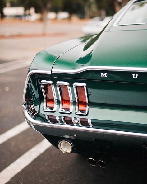 ‘68 Ford Mustang fastback Mustang Super Snake, Vintage Jeep, Car Wheels Rims, Ford Mustang Fastback, Classic Mustang, Rear End, Mustang Fastback, Ford Gt40, Ford Classic Cars