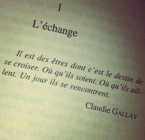 L'echange .... Extrait de livre .... Une rencontre Tumblr Writing, Definition Quotes, Cute Captions, Definition Of Love, Quote Citation, French Quotes, Wedding Quotes, French Words, Quotes By Emotions