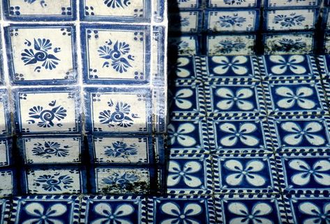 Guide to Making Ceramic Tiles Making Tiles, How To Make Tiles, How To Make Ceramic, Ceramic Wall Art Tiles, Coil Pottery, Slab Ceramics, Ceramic Mosaic Tile, Art Mosaic, Diy Ceramic