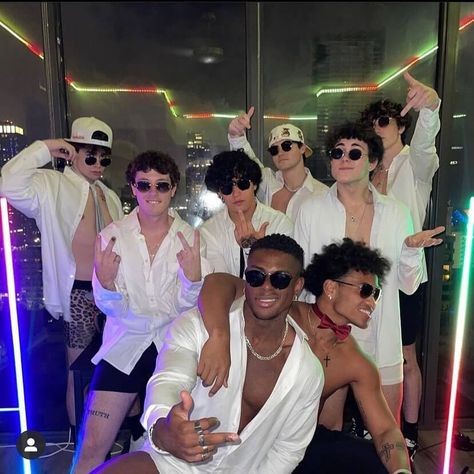 Risky Business Party, Risky Picture Ideas, Party Theme Ideas, Party Zone, Risky Pictures, Business Risk, Business Theme, Frat Parties, Taking Risks