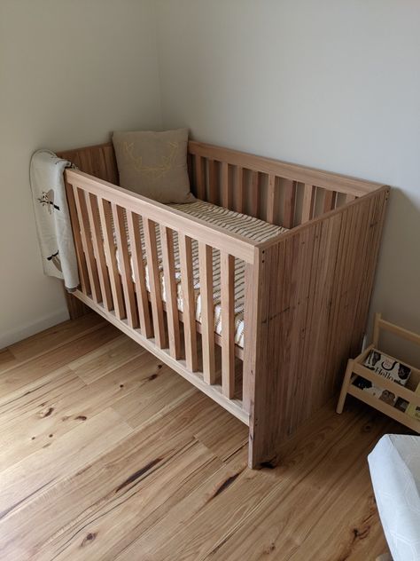 Wooden baby cot, hand made, Australian timber Homemade Crib Wood, Crib Building Plans Wood, Crib Plans, Nursery Colours, Wooden Baby Cot, Box Bayi, Wooden Baby Crib, Wooden Crib, Wooden Cot