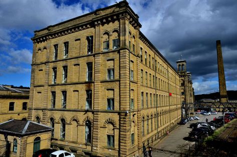 Leeds University, Model Village, Yorkshire Uk, Kingdom Of Great Britain, Victorian Architecture, Textile Industry, Historical Facts, West Yorkshire, Stone Houses