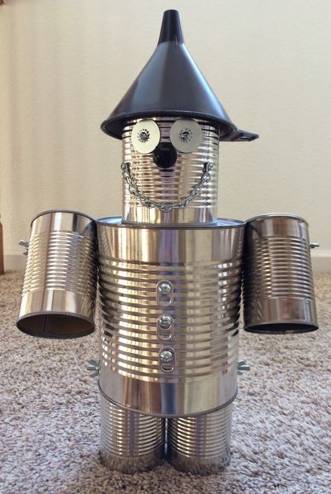 Kathy's AngelNik Designs & Art Project Ideas: Recyclebot - Tin Can Robot Tutorial Can Robot, Tin Can Robots, Tin Can Man, Maker Fun Factory Vbs, Robot Craft, Recycled Robot, Soda Can Crafts, Tin Can Art, Aluminum Can Crafts