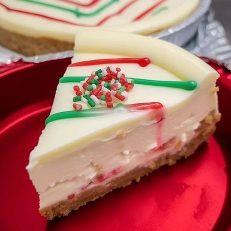 Little Debbie Christmas Tree Cheesecake, Christmas Tree Cheesecake, Green Cheesecake, Christmas Tree Desserts, Little Debbie Christmas Tree, Vegan Egg Substitute, Christmas Cheesecake, Creamy Macaroni And Cheese, Pretzel Salad