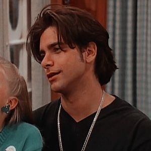 John Stamos Hair, Uncle Jesse Haircut, Uncle Jesse Hair, Jessie From Full House, Jessie Katsopolis, John Stamos 90s Uncle Jesse, Jessie Full House, Uncle Jesse Full House, Jesse Full House