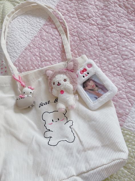 Sanrio Tote Bag, Korean Tote Bag, Kawaii Tote Bag, Tote Bag Kpop, Tote Bag Decorating Ideas, Kpop Tote Bag, Kpop Bag, Aesthetic Tote Bag, Sanrio Tote