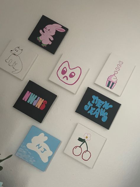 Cute Easy Doodles, Bedroom Deco, Cute Paintings, Aesthetic Painting, Mini Canvas Art, Mini Canvas, Simple Doodles, Room Paint, Canvas Art Painting