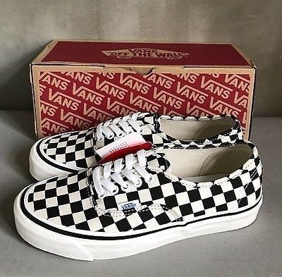 ℓσνєя ναɴѕ|❤ on Instagram: “Tag a vans lover❤” Cute Vans, Tenis Vans, Vans Men, Vans Outfit, Aesthetic Shoes, Dc Shoes, Shoe Closet, Mens Vans, Dream Shoes