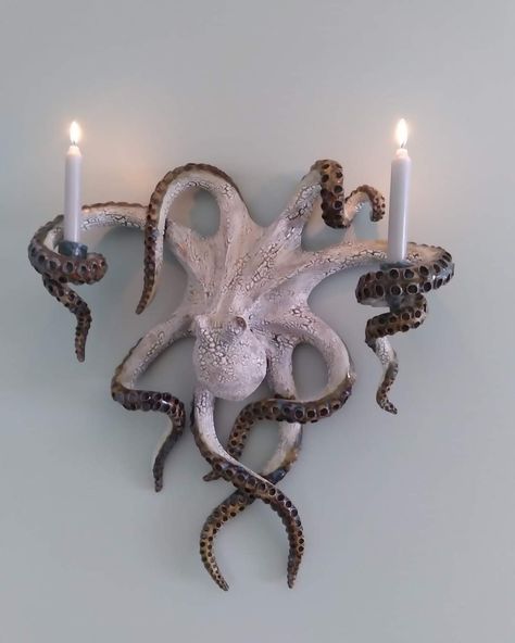 Deco Theme Marin, Octopus Candle Holder, Sculpture Art Clay, Tanah Liat, Wall Candle Holders, Ceramics Pottery Art, Clay Art Projects, Ceramics Ideas Pottery, Art Clay