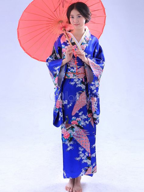 Buy or DIY Japanese Kimono Costume - Best Halloween Store Japanese Costume Woman, Costume Photoshoot Ideas, Japanese Tea Party, Japan Costume, Costume Photoshoot, Silk Kimono Dress, Kimono Costume, Painting Couple, Asian Party