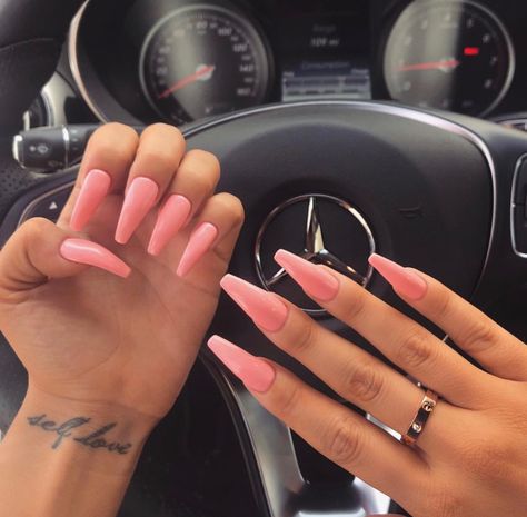 Sahlt Nails, Sahlt Alycia Tattoos, Sahlt Alycia, Nail Art Mariage, Diy Acrylic Nails, Model Makeup, Nail Art Wedding, Instagram Nails, Summer Acrylic Nails