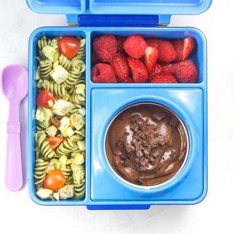 10 Easy + Healthy School Lunch Ideas (no sandwiches!) - Baby Foode Healthy School Lunch Ideas, Chocolate Coconut Cookies, Healthy School Lunch, Fruit Pudding, Avocado Chocolate Pudding, Avocado Pudding, Gluten Free Crackers, School Lunch Ideas, Chocolate Waffles