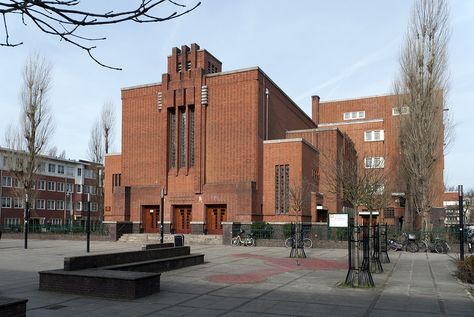 The 5 most iconic buildings of the AMSTERDAM SCHOOL Art Deco Exterior, Amsterdam Architecture, School Buildings, Dutch Architecture, Amsterdam School, Architecture Board, Art Deco Buildings, Iconic Buildings, School Building