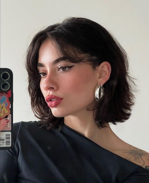 Hair Inspiration Short, Penteado Cabelo Curto, Short Hair Haircuts, Cut My Hair, Hair Inspo Color, Aesthetic Hair, Hairstyles Haircuts, Pretty Hairstyles, Wavy Hair