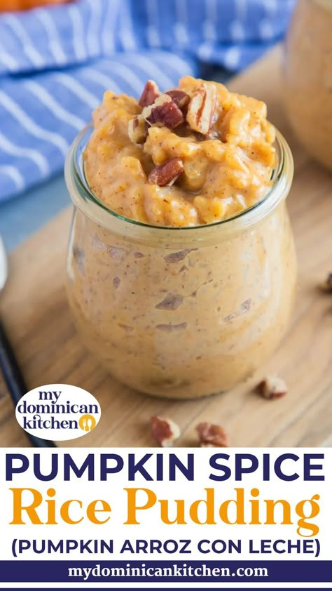 This sweet and creamy Pumpkin Spice Rice Pudding has all of the fall flavors of pumpkin pie. Easy to make, this warming hot pudding is perfect to cozy up with on chilly evenings! It's pumpkin season after all and this pumpkin spice rice pudding is absolutely delicious. It's Autumn in dessert form. | @mydominicankitchen #dominicanrecipes #dominicanfood #latinrecipes #pumpkinspicericepudding #thanksgivingsweettreats #falldesserts #thanksgivingdessertrecipes #bestpumpkinspicericepudding Dominican Chicken And Rice, Crockpot Rice Pudding, Dominican Sancocho, Dominican Chicken, Pumpkin Pie Easy, Pumpkin Crockpot, Hot Puddings, Dominican Recipes, Thanksgiving Sweet Treats