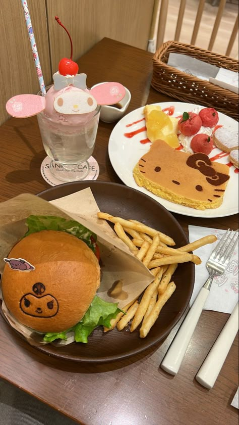 sanrio food kawaii food kuromi mymelody hellokitty Japan Hello Kitty Cafe, Japan Cafe Food, Cute Cafe Japan, Sanrio Cafe Japan, Hello Kitty Cafe Aesthetic, Sanrio Restaurant, Kirby Cafe Japan, Japan Food Desserts, Cute Cafe Food