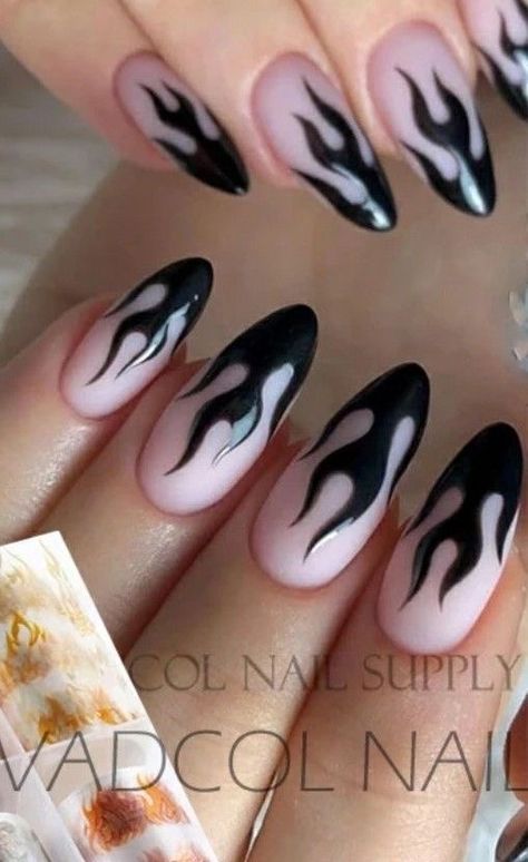 Flame Nails Acrylic Almond, Almond Nails Fire Design, Almond Nails Flames, Edgy Nail Designs Simple, Simple Edgy Nails Almond, Black Flame Nail Art, Nail Fire Art, Fire Nails Black, Almond Flame Nails