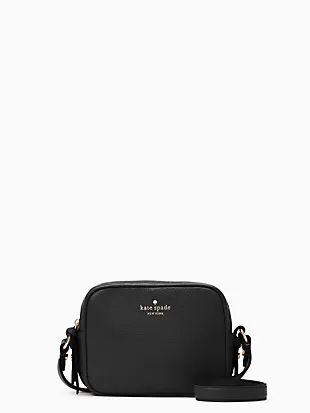 Deal of the Day | Kate Spade Surprise Crossbody Purse Outfit, Purse Aesthetic, Expensive Brands, Purse Outfit, 2021 Outfits, Mulberry Street, Kate Spade Crossbody Purse, Purse Ideas, Kate Spade Outlet