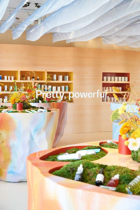 Roven Clean Beauty - Pop Up in Los Angeles, CA | The Vendry Grove Collaborative, Beauty Pop, Beauty Event, Pop Up Stores, Pop Up Store, Booth Design, Beauty Industry, Visual Merchandising, Retail Design