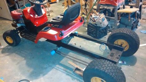 Lawn Tractor Trailer, Homemade Tractors, Pickup Trucks Toyota, Lawn Mower Racing, Truck Garden, Go Kart Frame Plans, Garden Tractor Attachments, Yard Cart, Ford 8n