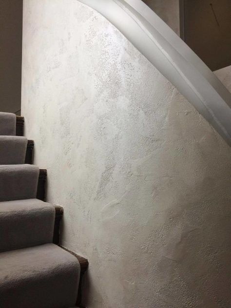 Limestone Finish Wall, Renovated Stairs, Staircase Feature Wall, Polished Plaster Walls, Stair Wall Ideas, Staircase Feature, Travertine Stairs, Limestone Wash, Plaster Projects