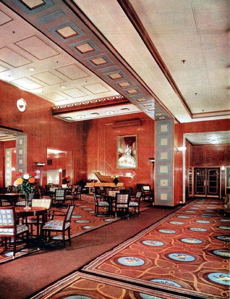 RMS Queen Elizabeth - 1939 - The Main Lounge has been re-carpeted, and all upholstery has been renewed with a new bandstand added and air-conditioning enhanced Star Liner, Cruise Ships Interior, Ship Interior, Rms Queen Elizabeth, Vintage Cruise, Elizabeth 1, Cunard Cruise, Ship Travel, Cunard Line