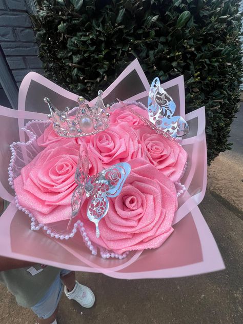 Pink glittery bouquet Glitter Bouquet, Eternity Roses, Quinceanera Bouquet, Roses Bouquet Gift, Ribbon Flowers Bouquet, Luxury Bouquet, 16th Birthday Decorations, Luxury Flower Bouquets, Bouquet Rose