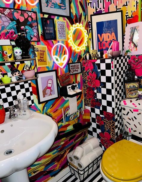 Storage Room Design Ideas, Eclectic Punk Decor, Neon Maximalism Graphic Design, Colorful Decor Bedroom, Maximalist Basement, Funky Salon Ideas, Art Apartment, Colorful Home Inspiration, Crazy Home Decor