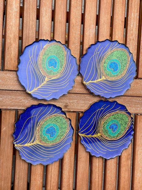 Peacock Feather Resin Art, Coasters Painting, Raisin Art, Diwali Candle Holders, Origami Butterfly Easy, Hand Painted Coasters, Coaster Resin, Feather Keychain, Coasters Resin