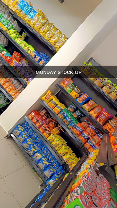 Monday Snap, Gym Snap, Snap Streaks, Streak Ideas, Snap Streak Ideas Easy, Best Snapchat, Good Monday, Snap Streak, Girl Lifestyle