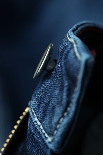 Image St Valentin, Denim Photography, Fashion Business Plan, Foto Macro, Jeans And Vans, Fabric Photography, Denim Art, Look Formal, Color Vibe