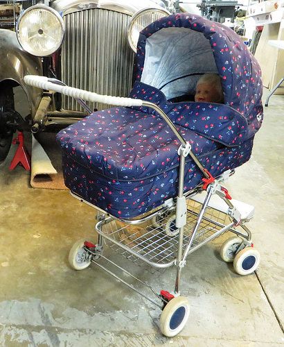 Classic Silver Cross Wayfarer | by Joey n Me Best Prams, Silver Cross Prams, Vintage Stroller, Vintage Pram, Baby Equipment, Prams And Pushchairs, Pram Stroller, Dolls Prams, Baby Prams