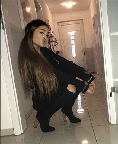 Estilo Madison Beer, Ariana Grande Images, Ariana Instagram, Ariana Grande Album, Ariana Video, Ariana Grande Sweetener, Ariana Grande Outfits, Ariana Grande Fans, Ariana Grande Cute