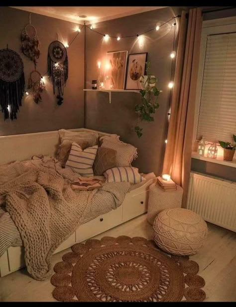 Bedroom Ideas For Small Rooms Cozy, Dream Bedroom Inspiration, Bedroom Ideas For Small Rooms, New Room Ideas, Cute Bedroom, Room Redesign, Makeover Bedroom, Redecorate Bedroom, Cozy Room Decor