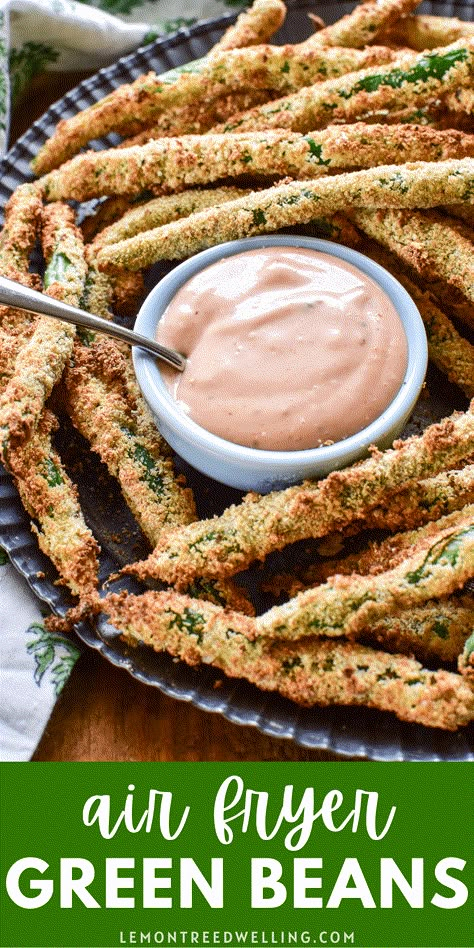 Parmesan Crusted Green Beans, Fried Green Bean Recipes, Air Fryer Green Beans, Air Fried Green Beans, Seasoned Bread, Crispy Green Beans, The Best Air Fryer, Fried Green Beans, Best Air Fryer