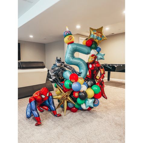 Avengers Balloon Bouquet, Superhero Birthday Party Decorations, Superhero Balloons, Balloons Bouquet, Superhero Birthday Cake, Bouquet Arrangement, Space Theme Party, Avenger Birthday Party, Lights Wedding Decor