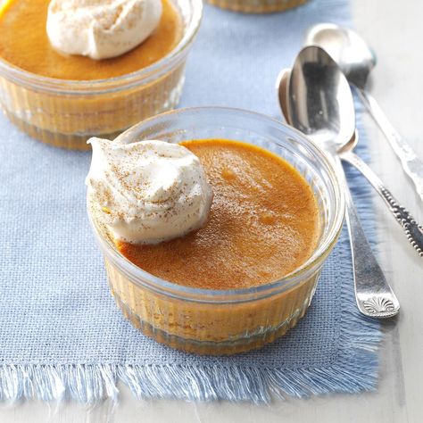 Light Holiday Desserts, Pumpkin Pie Custard, Pumpkin Custard Pie Recipe, Pumpkin Custard Pie, Ramekin Recipe, Canned Pumpkin Recipes, Custard Recipe, Fall Fun Food, Pumpkin Custard