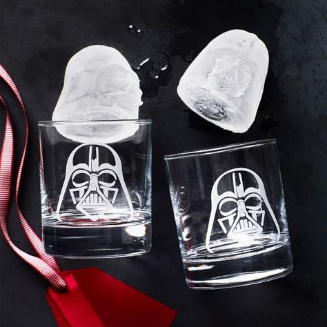 Star Wars Glass Cup, Gifts For Star Wars Fans, Star Wars Kitchen, Darth Vader Mask, Fun Wine Glasses, Star Wars Decor, May The 4th Be With You, Mold Release, Gourmet Foods