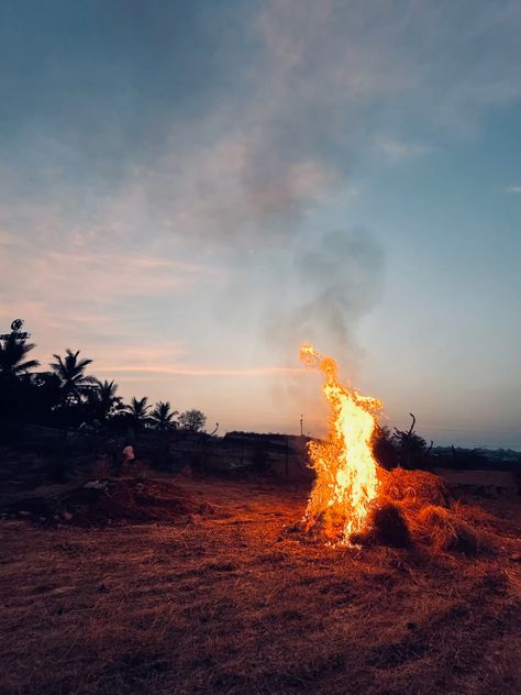 ‘I shall write in my dairy to-night.’   ‘What?’                                               ‘That a burnt child loved the fire.’  -Oscar Wilde Down Aesthetic, Oscar Wilde, The Fire, Dairy, Pins