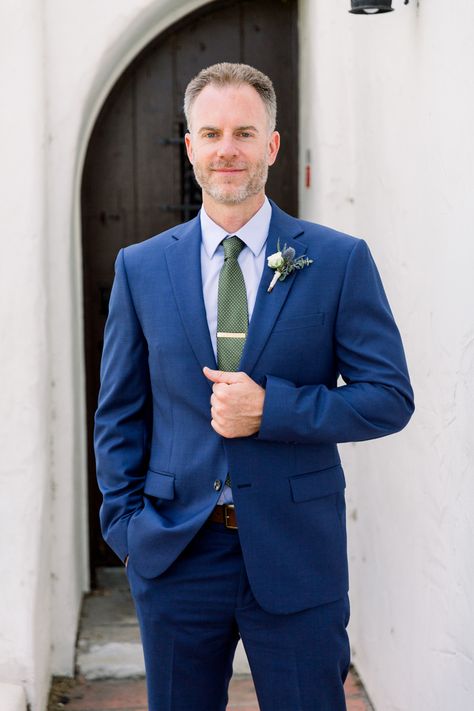 Navy Blue Suit With Green Tie, Wooden Guest Book Sign, Venue Sketch, Olive Green Weddings, Wooden Guest Book, Navy Blue Suit, Green Tie, Groom Suit, Mexico Wedding