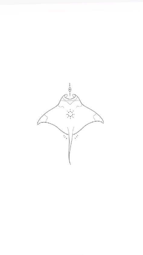 Minimalist Stingray Tattoo, Stingray Tattoo Back, Mantaray Drawing, Simple Stingray Tattoo, Mantaray Tattoo, Boox Palma, Manta Ray Tattoo, Sternum Tattoo Design, Stingray Tattoo