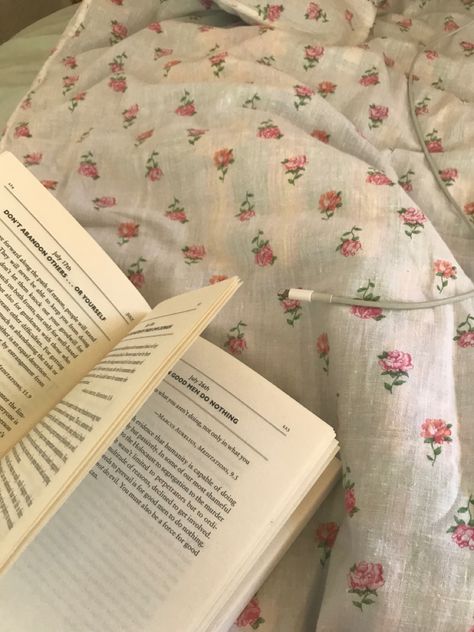 book cottagecore reading cleangirl aesthetic sheet with flowers call me by your name grandma core daily stoic summer spring Katie Core Aesthetic, Cottagecore Reading, Book Cottagecore, Daily Stoic, Call Me By Your Name, Grandma Core, + Core + Aesthetic, Reading Books, Book Aesthetic